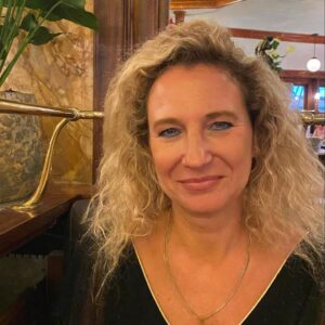 Maître irina SIMONE Droit des Étrangers Uccle 